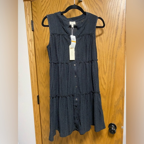 GREIGE BLACK EYELET DRESS - SIZE S - NWT - RETAIL $69 - Picture 1 of 7